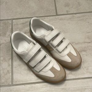 Zara women’s sneakers 36